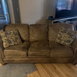 Brown 3-Seat Couch