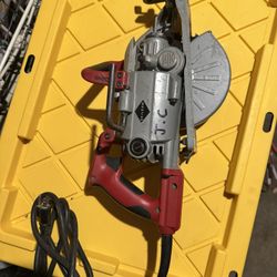 SKIL 15 -Amp 7-1/4-in Worm Drive Circular saw