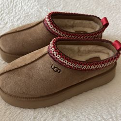 UGG Tazz II