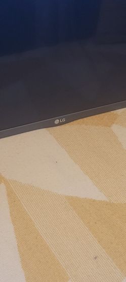 LG TV 55 '