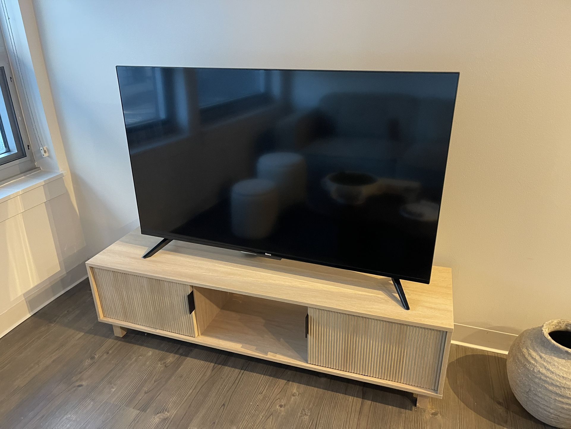 Roku 55” TV and Table 
