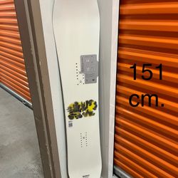 151 cm. NEW 2026 Bataleon Whatever x Rop van Mierlo snowboard