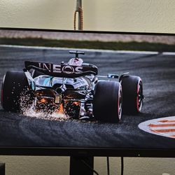 Benq Like New 27 Inch Monitor 