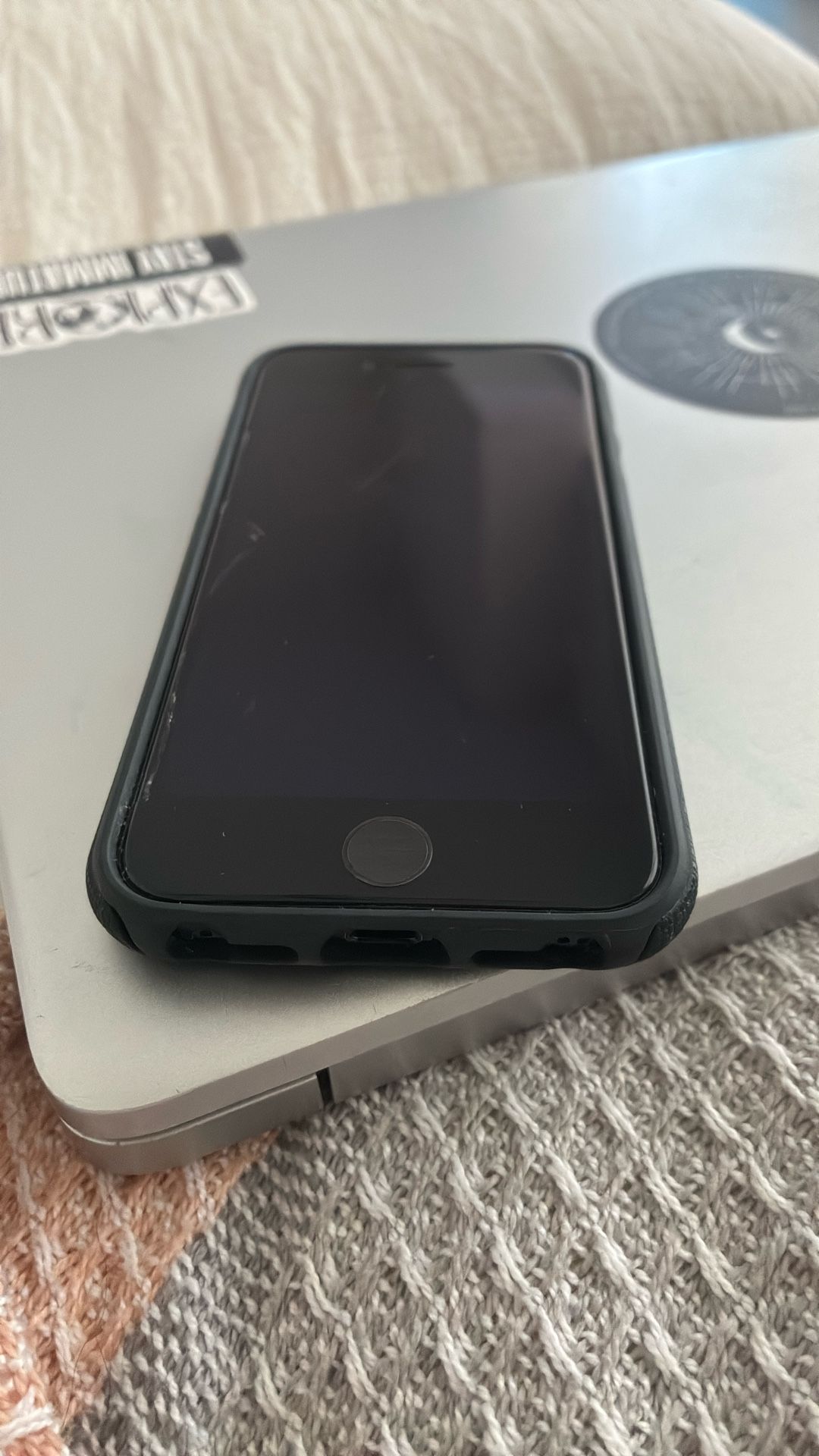 iPhone 8 