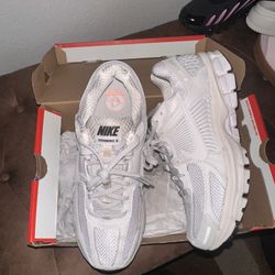 Brand New Women Nike Vomero 