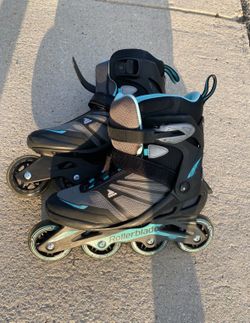 Women Rollerblades