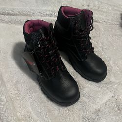 women's work boots SIZE  7 