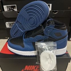 Nike Air Jordan 1 High Marina Blue Black. 575441-404 Size  7Y Brand New