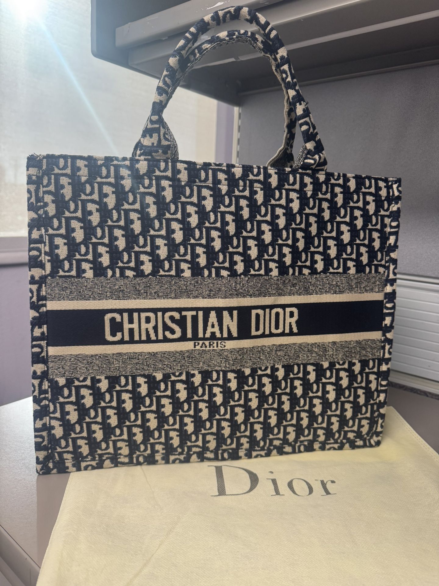 Tote