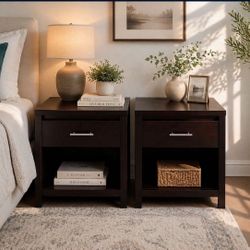 Set of 2 Nightstands - Dark Wood - Modern Style