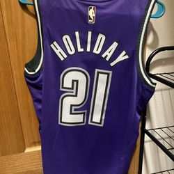 Bucks Nike Jersey Size M