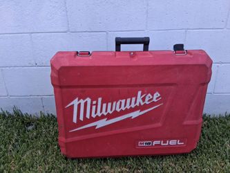 CASE MILWAUKKE.     5518 - 21.       1  1/3" SDS. MAX ROTARY HAMMER