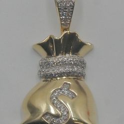 10KT YELLOW GOLD PENDANT MONEY BAG 7.1 GRAMS APPROXIMATELY 0.75PTS MINT CONDITION. 867911-1. 