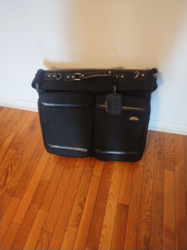 Samsonite Roller Bag Suitcase Black