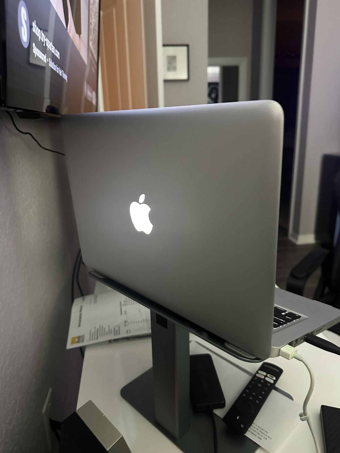 Apple MacBook Pro 13” Mid 2012 16 GB 1TB SSD Drive (Sequoia OS)