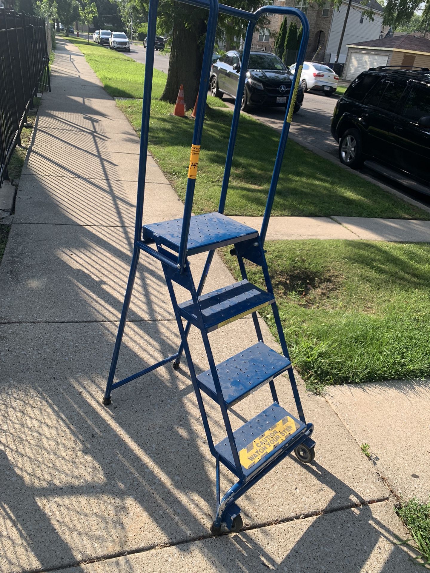 Folding Platform Step Ladder