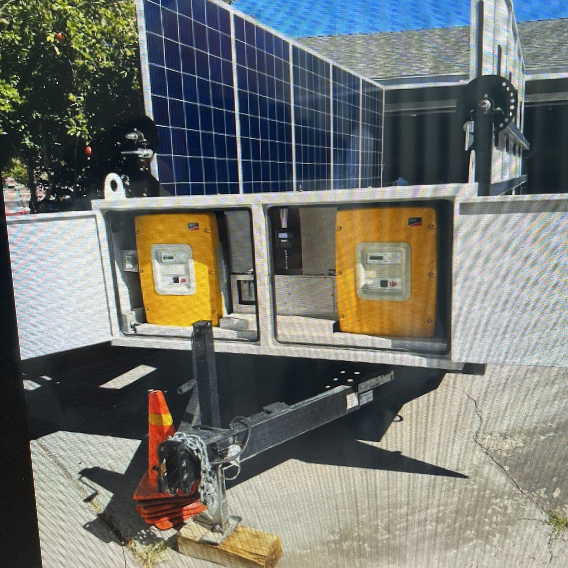 DC Solar Trailer Mounted Solar Generator 59kw Batteries 2 SMA Inverters