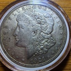 1921 D Morgan Silver Dollar. 