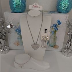 Ladies Silver Jewelry Set (S86)