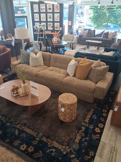 Lucca Sofa