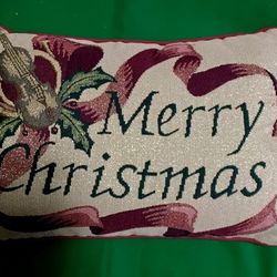 Beautiful Embroidered Pillow With Gold Shine In The Tgreads