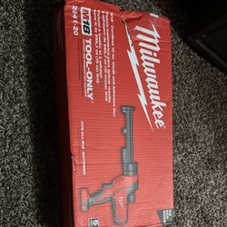 Milwaukee Caulking Gun M18 