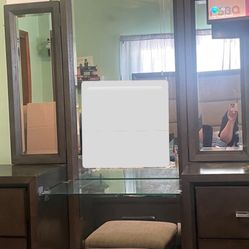 Makeup Vanity With Stool 