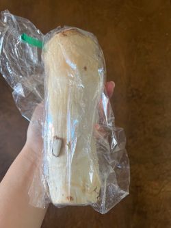 Free food and utensils