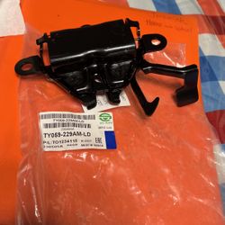 2008 Toyota Sienna Good Latch Brand New 