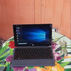Microsoft Surface In Very Good Condition i5 4th Gen