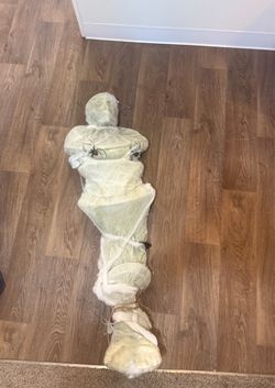 4-Foot Hanging Mummy Halloween Decoration