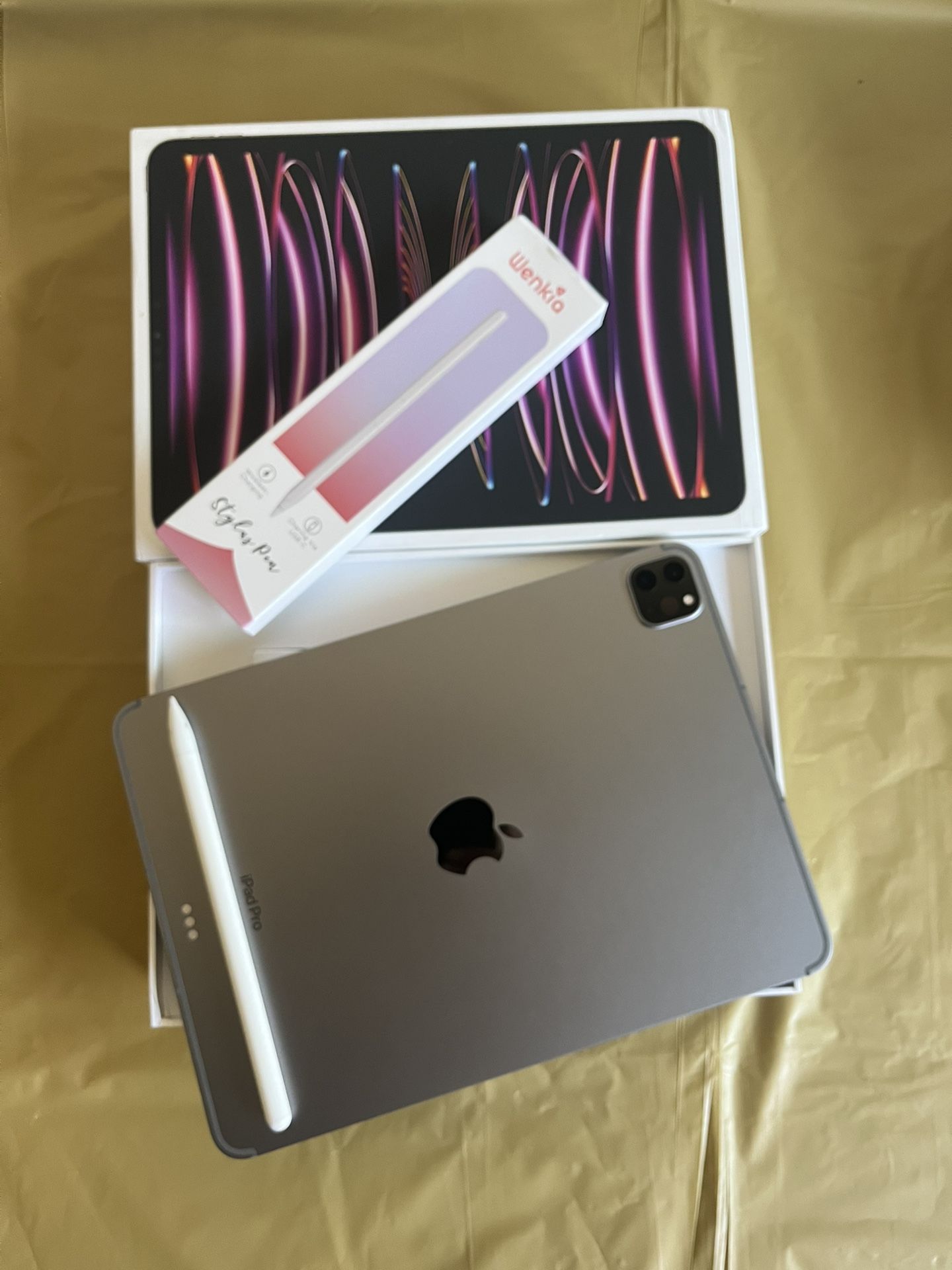 Apple iPad Pro 11” 4th generation (M2 Chip) 128GB WiFi +