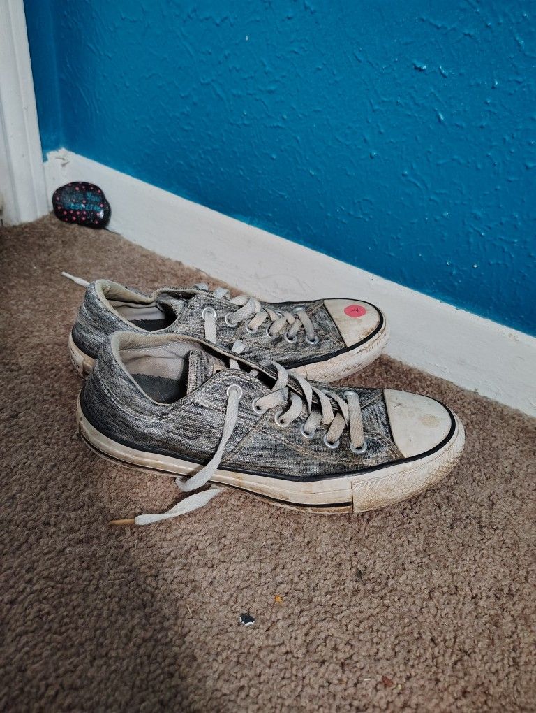 Converse Low Tops