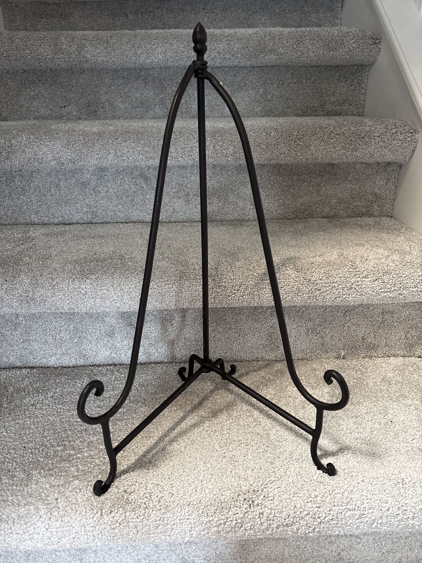 Decorative Metal Table Top Easel Stand