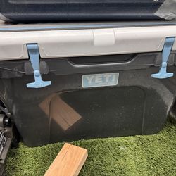 Yeti Tundra 50 15 Year Anniversary Cooler XV Limited Edition Rare