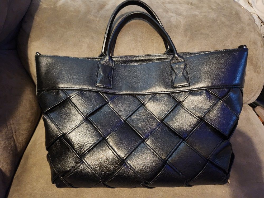 Pulicati Leather Woven Tote With Triple Compartment