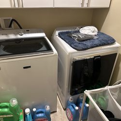 Maytag Bravos XL Washer & Dryer Set