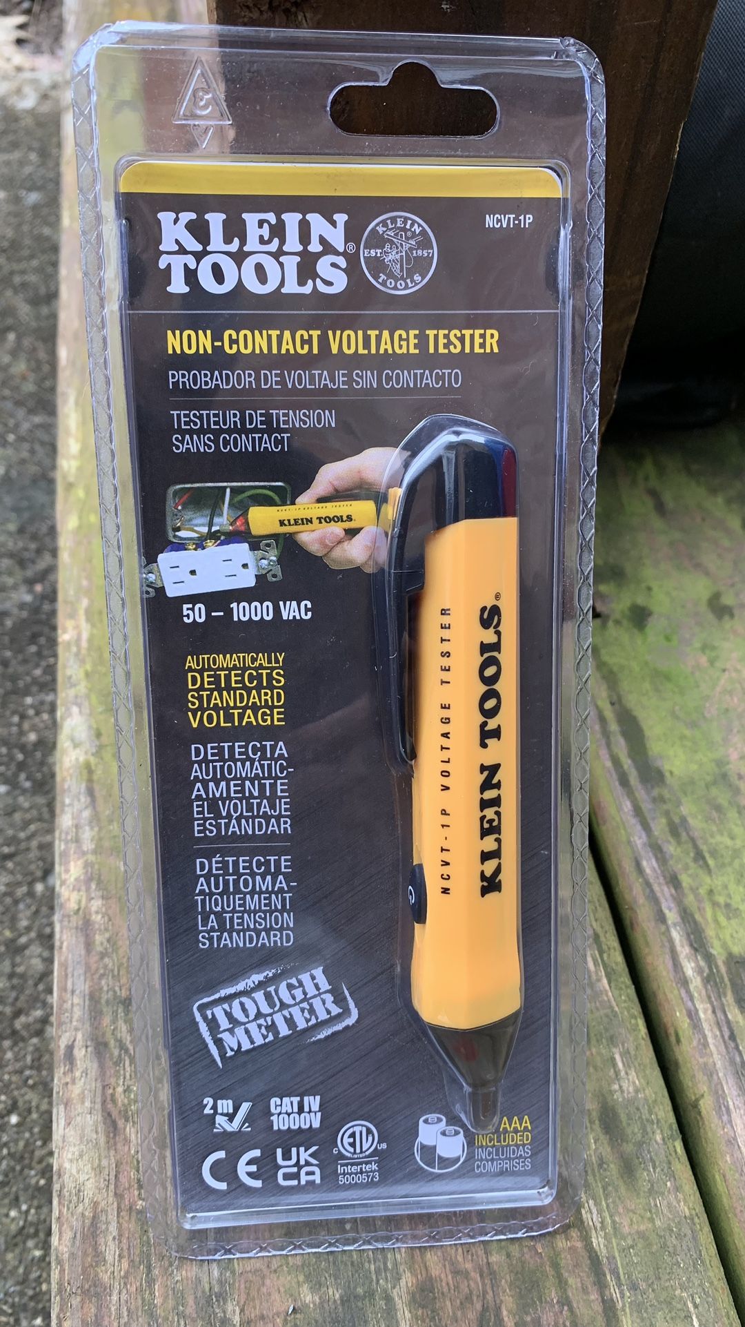 Klein Tools Voltage Tester 