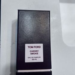 Tom Ford Cherry Smoke 