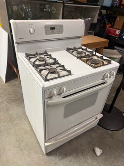 Gas stove
