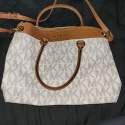 Brand New Michael Kors 3 In 1 Tote, Army color. for Sale in San Antonio, TX  - OfferUp