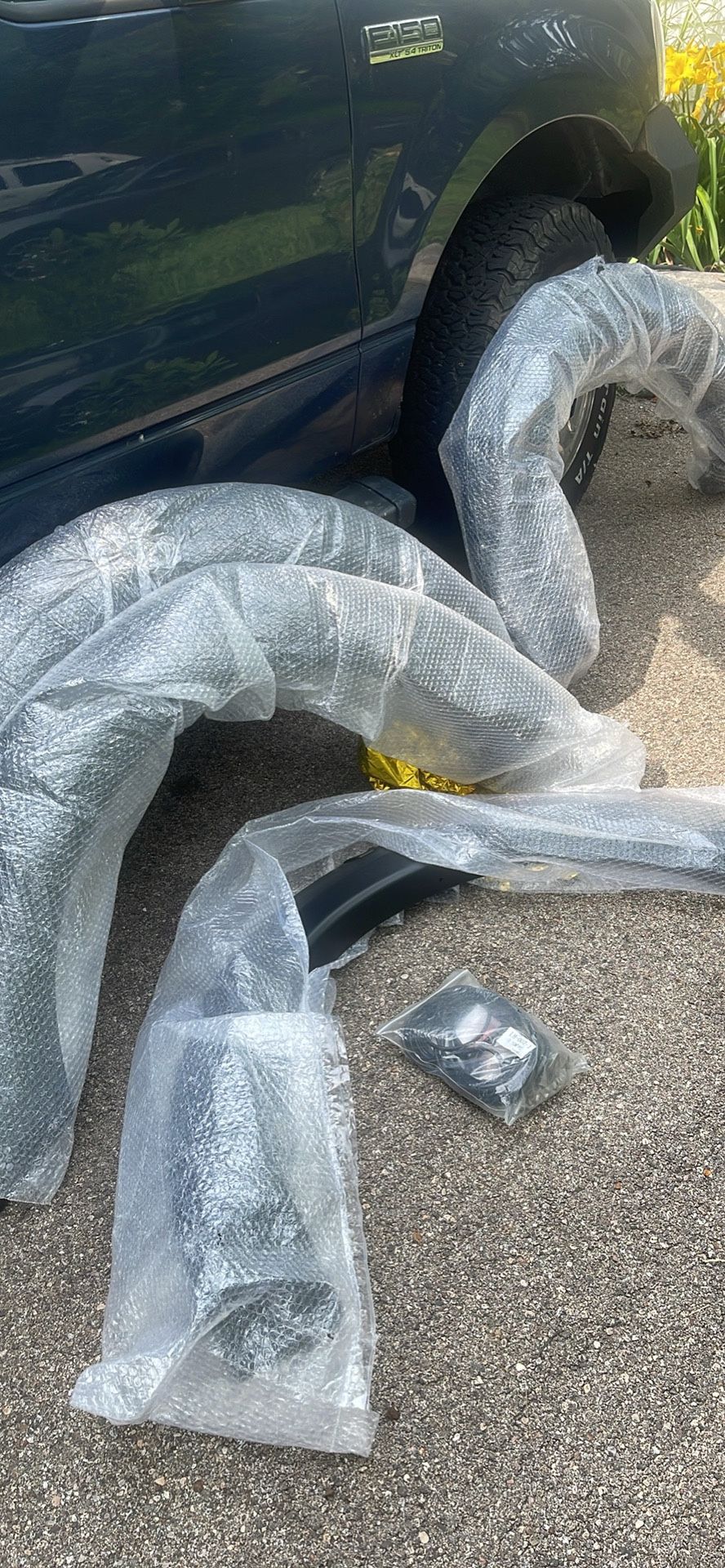 Side fenders