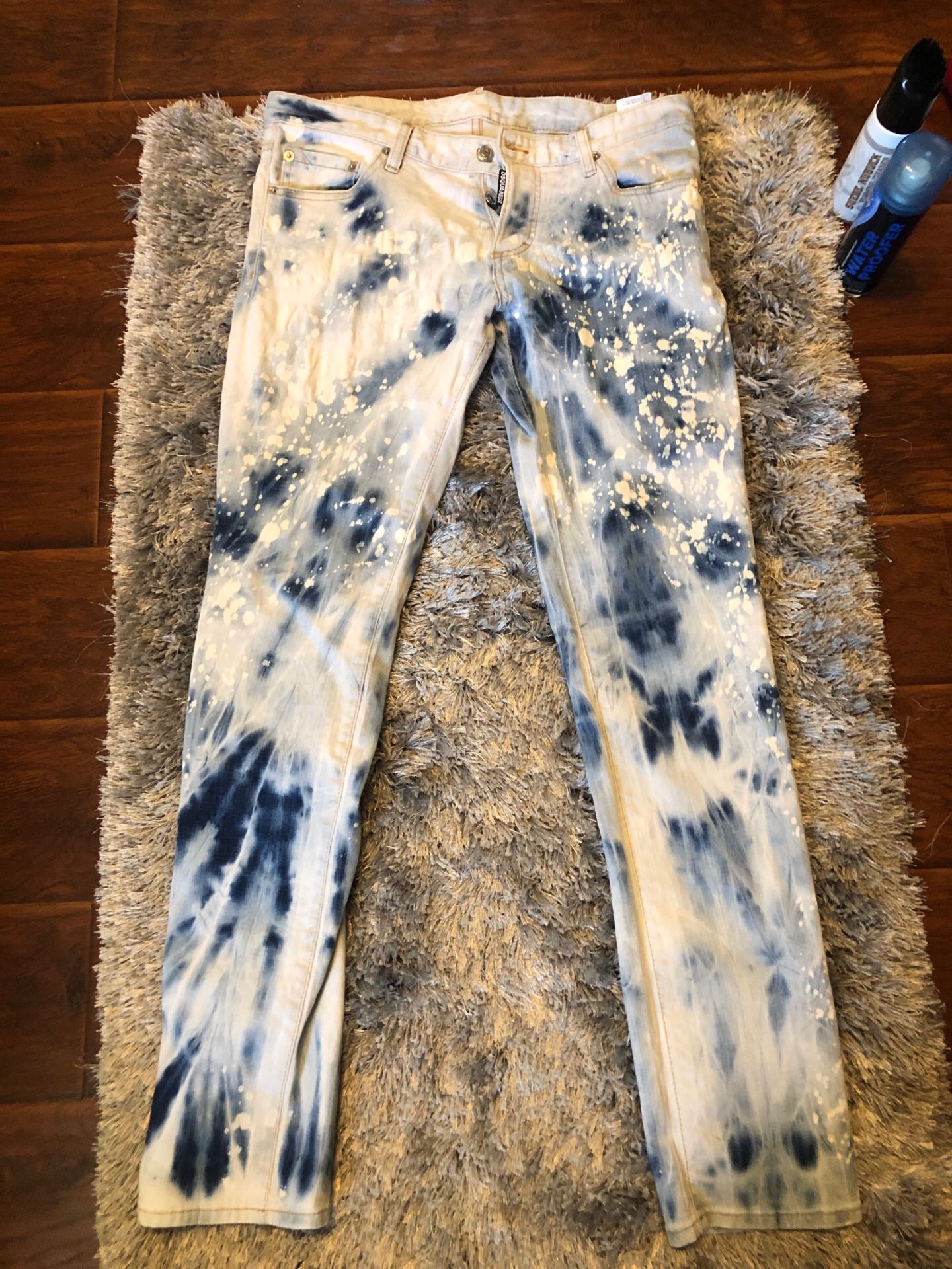 Men’s Dsquared 32/32 jeans used 10/10