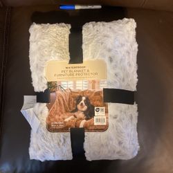 Waterproof Pet Blanket !!