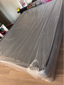 Queen mattress