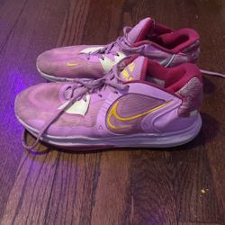 Kyrie 5 Low Orchid