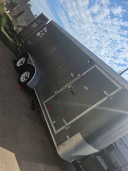 16 ft enclosed trailer