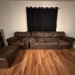 3 Pc Couch Set w/Ottoman