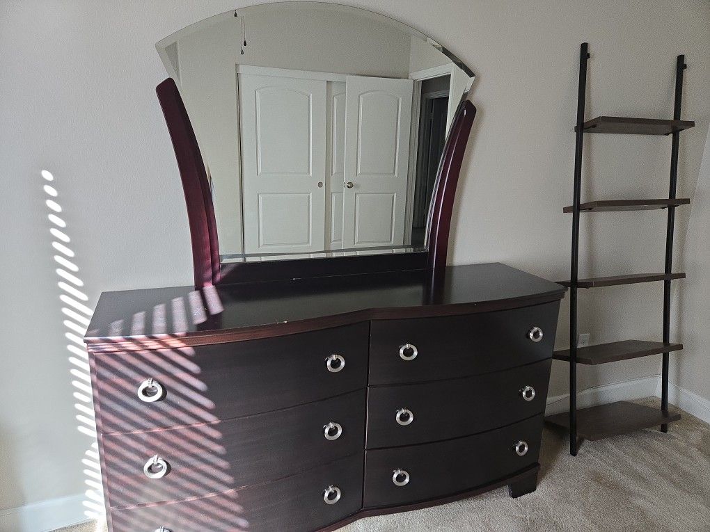 Ashley Pinella Dresser With Mirror And Nightstand