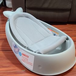 Skip Hop Moby Smart Sling 3-Stage Tub


